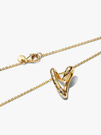 Collana Cuore Linea Sinuosa con Pietre Luminose Esclusiva lega metallica rifinita in Oro
