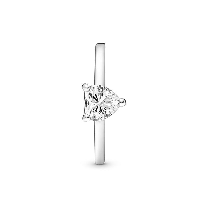 Anello Solitario con Pietra Cuore