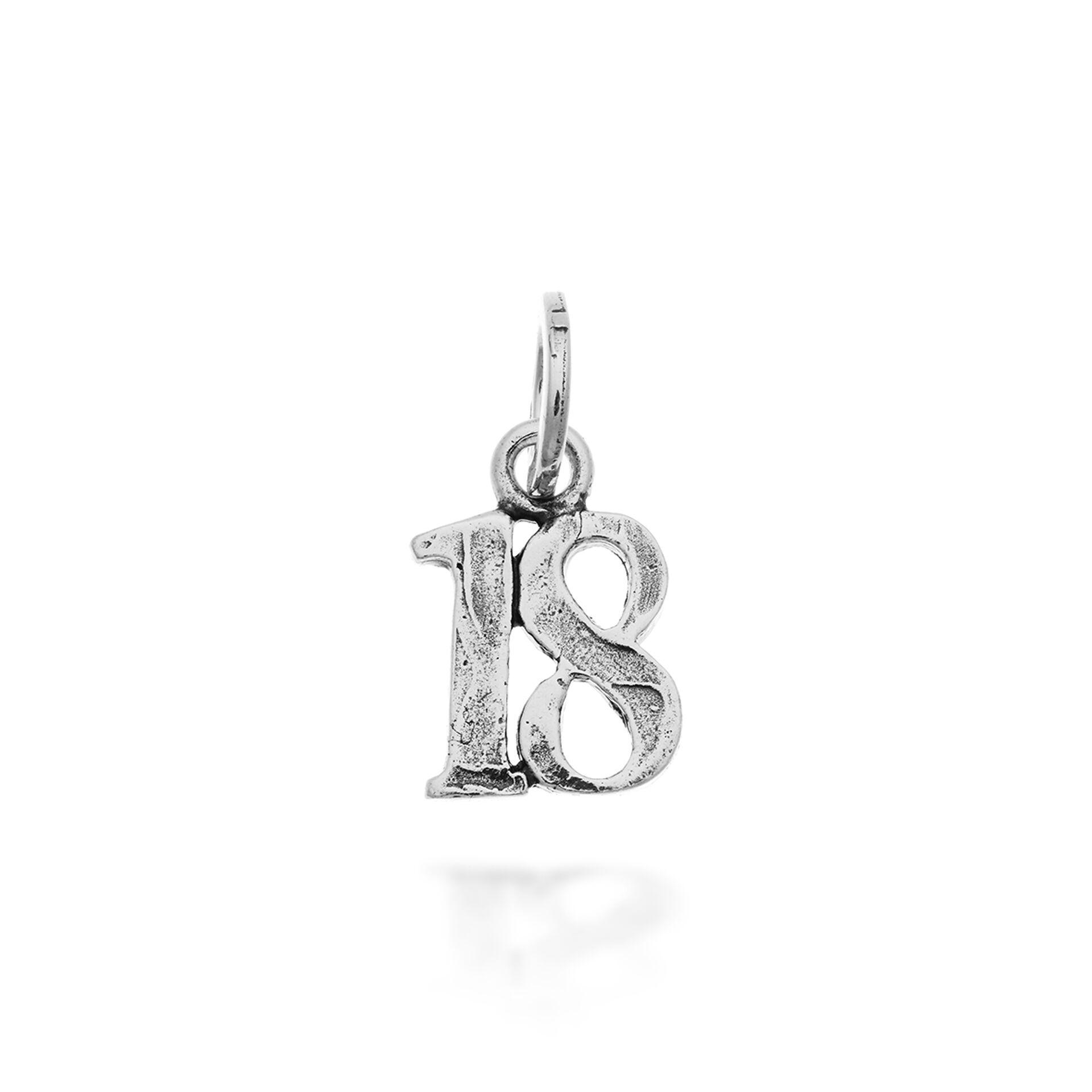 Charm "18"