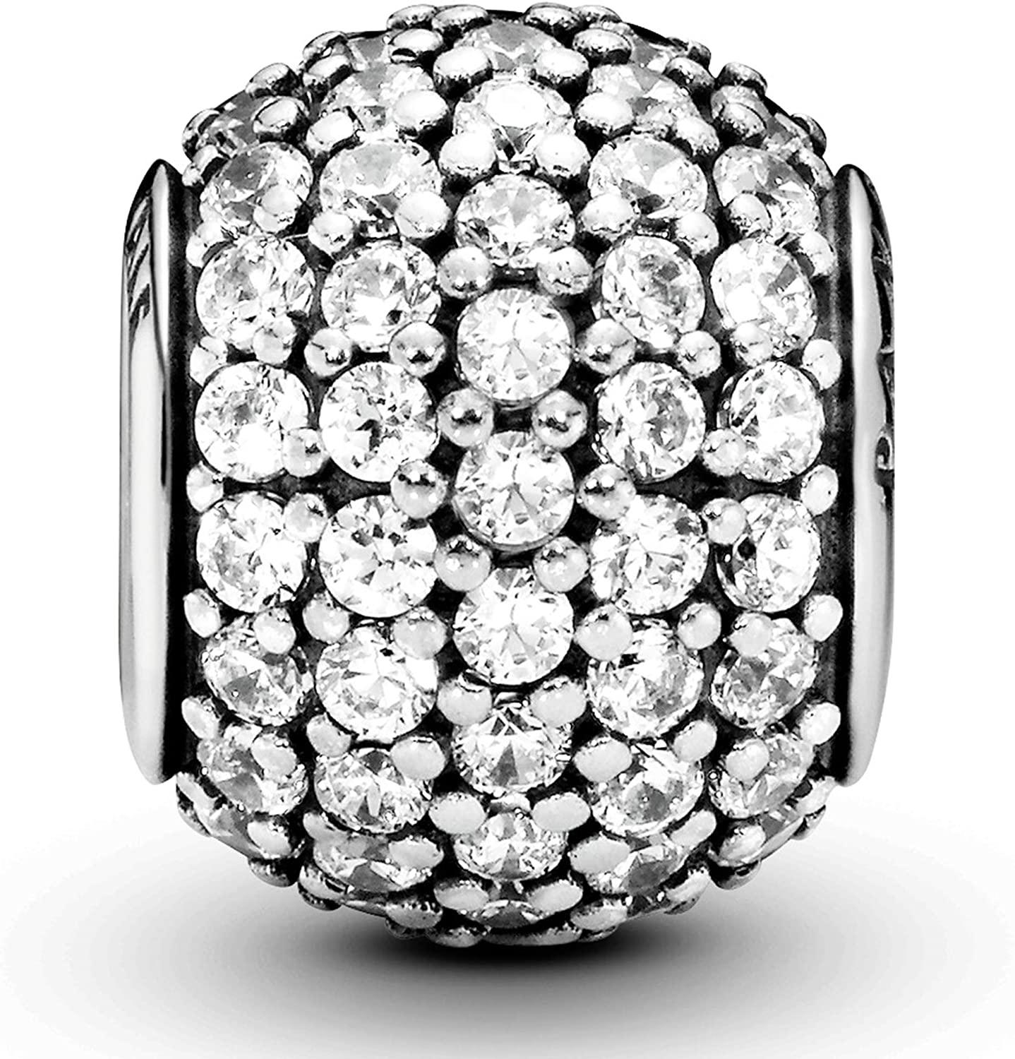 Charm con pavé
