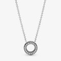 Collana con Cerchio Pavé